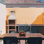 Yellow Townhouse And Terrace * Funchal