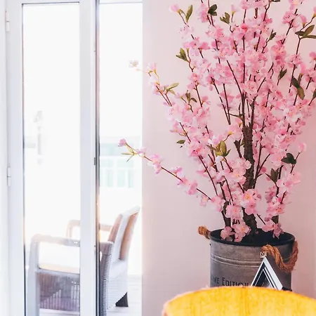 Сasa de vacaciones Yellow Townhouse And Terrace